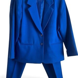 Leslie Fay Women’s 2-pc Pant Suit Blue Size 14 Petite